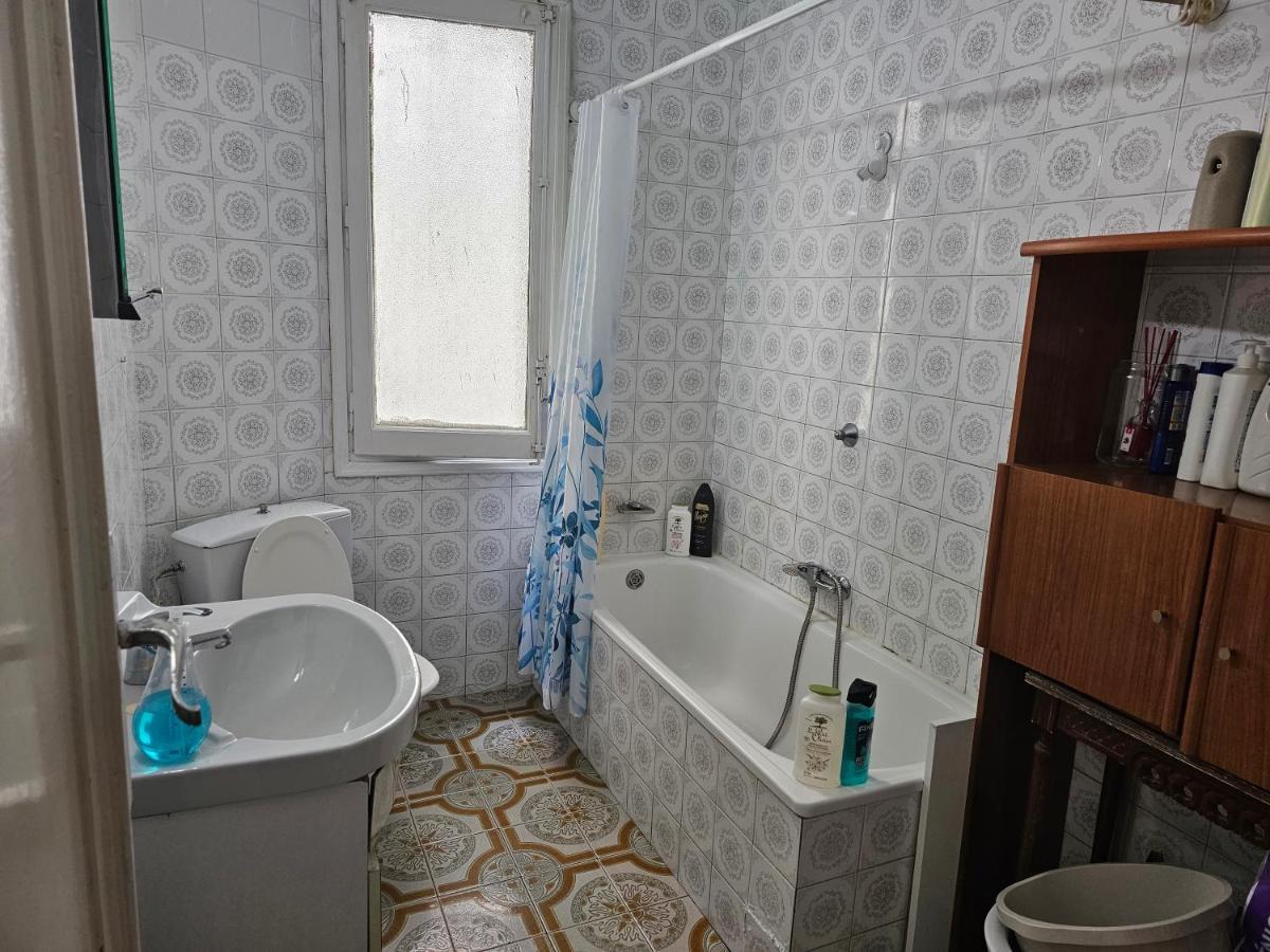 Bed and Breakfast Centrica Habitacion à Madrid Extérieur photo